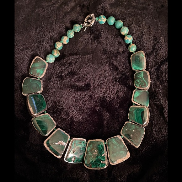 Necklace.    BL/Jewelry01 - Picture 2 of 3